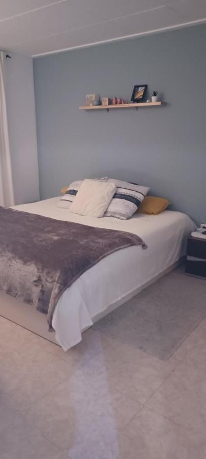 Apartamento Entero De Tres Habitaciones, Cerca De La Playa! Acogedor, Luminoso Y Tranquilo マルグラット・デ・マル エクステリア 写真