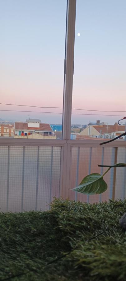 Apartamento Entero De Tres Habitaciones, Cerca De La Playa! Acogedor, Luminoso Y Tranquilo マルグラット・デ・マル エクステリア 写真