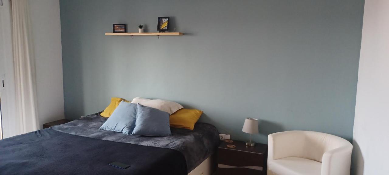 Apartamento Entero De Tres Habitaciones, Cerca De La Playa! Acogedor, Luminoso Y Tranquilo マルグラット・デ・マル エクステリア 写真